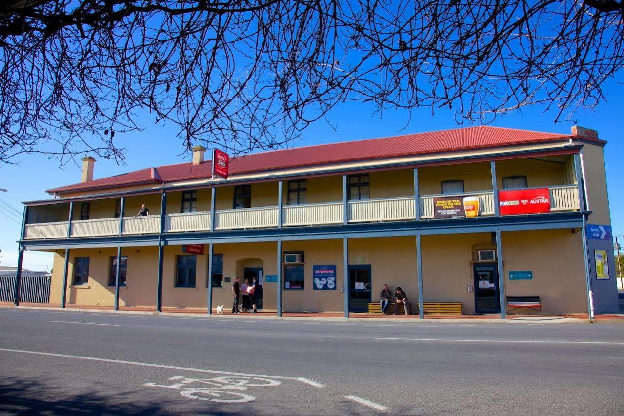 Crown Inn Hotel Kingston Se Buitenkant foto